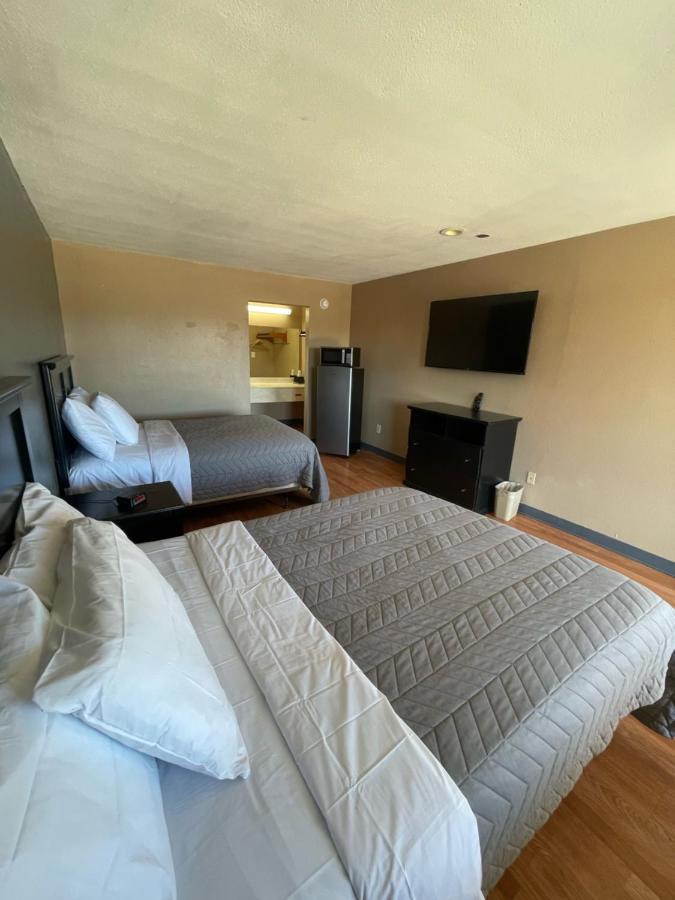 Best Budget Inn Bastrop Zewnętrze zdjęcie